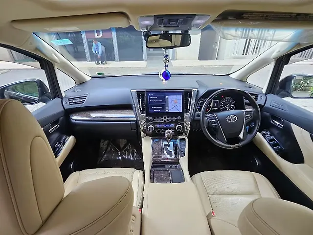 Used Toyota Vellfire [2020-2023] Hybrid in Mumbai