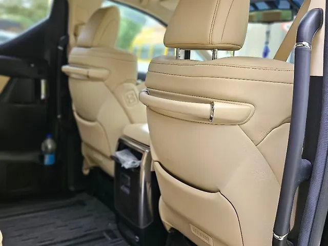 Used Toyota Vellfire [2020-2023] Hybrid in Mumbai