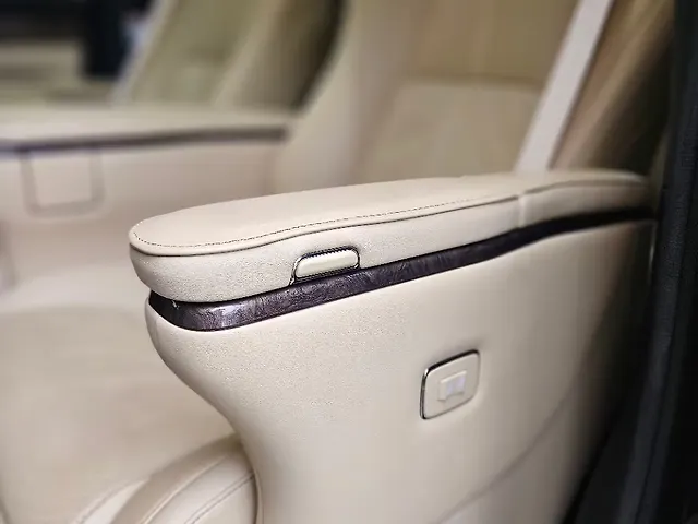 Used Toyota Vellfire [2020-2023] Hybrid in Mumbai