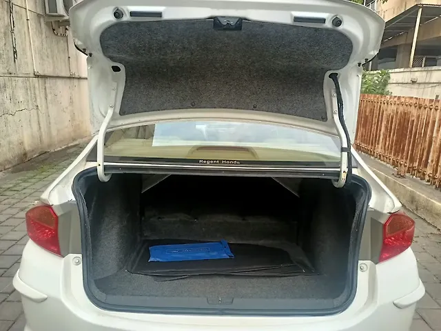 Used Honda City 4th Generation V CVT Petrol [2017-2019] in Mumbai