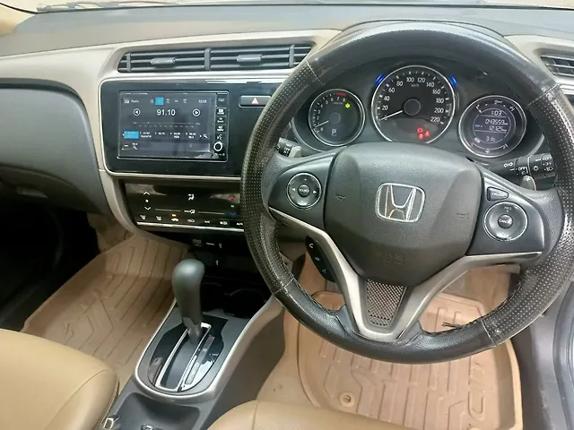 Used Honda City 4th Generation V CVT Petrol [2017-2019] in Mumbai