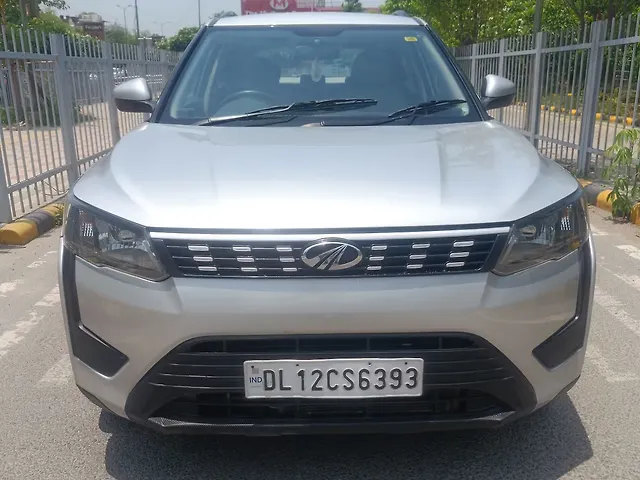 Used 2020 Mahindra XUV300 in Delhi