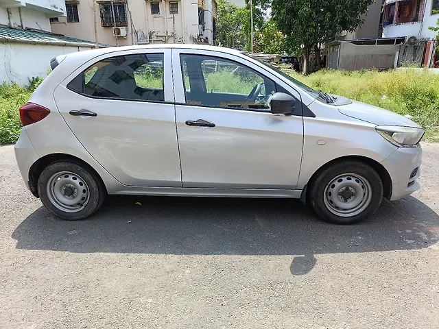 Used Tata Tiago [2016-2020] Revotron XE [2016-2019] in Kolkata