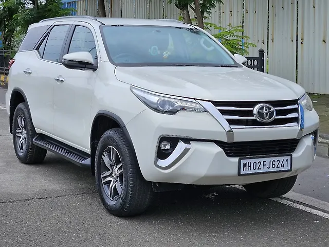 Used Toyota Fortuner [2016-2021] 2.8 4x2 MT [2016-2020] in Mumbai