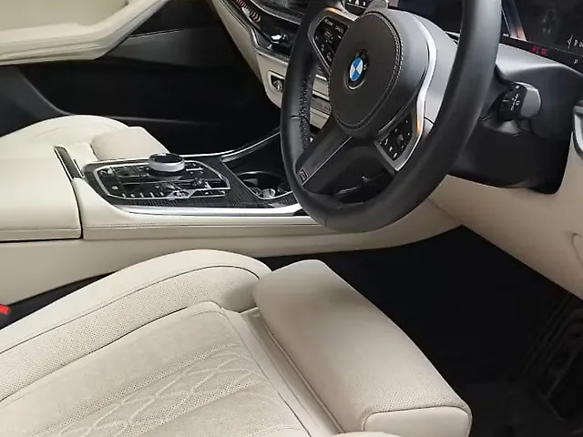 Used BMW X7 xDrive40d M Sport [2023] in Hyderabad