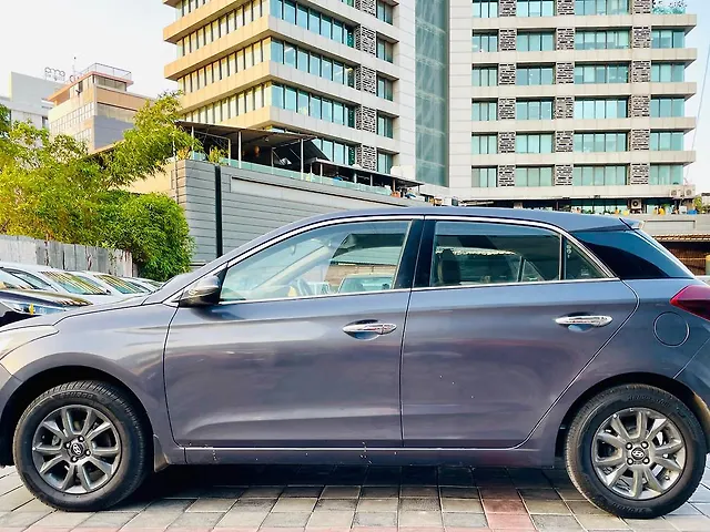 Used Hyundai Elite i20 [2019-2020] Asta 1.2 (O) CVT [2019-2020] in Surat