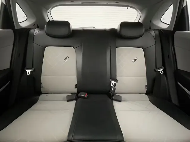 Used Hyundai i20 Asta (O) 1.2 MT in Jaipur