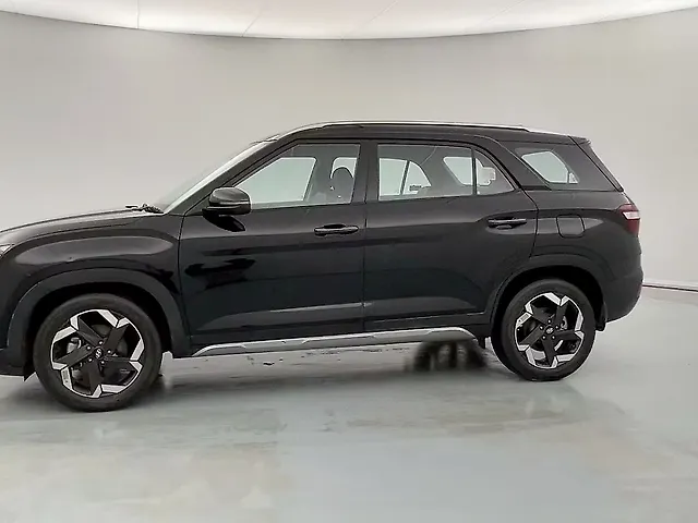 Used 2022 Hyundai Alcazar in Lucknow