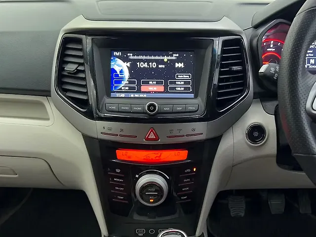 Used Mahindra XUV300 [2019-2024] W8 1.5 Diesel [2020] in Ahmedabad