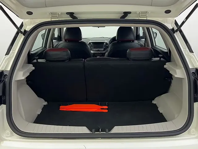 Used Mahindra XUV300 [2019-2024] W8 1.5 Diesel [2020] in Ahmedabad
