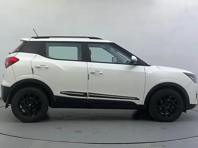Used Mahindra XUV300 [2019-2024] W8 1.5 Diesel [2020] in Ahmedabad