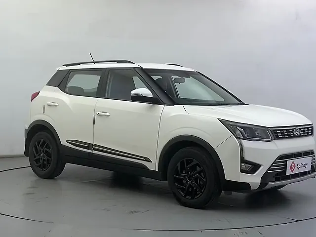 Used Mahindra XUV300 [2019-2024] W8 1.5 Diesel [2020] in Ahmedabad