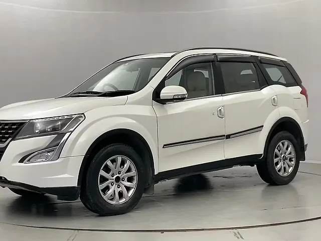 Used 2019 Mahindra XUV500 in Jaipur