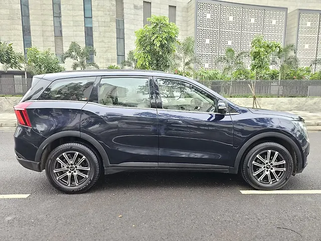 Used Mahindra XUV700 AX 7 Diesel  AT Luxury Pack 7 STR [2021] in Thane