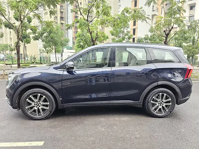 Used Mahindra XUV700 AX 7 Diesel  AT Luxury Pack 7 STR [2021] in Thane