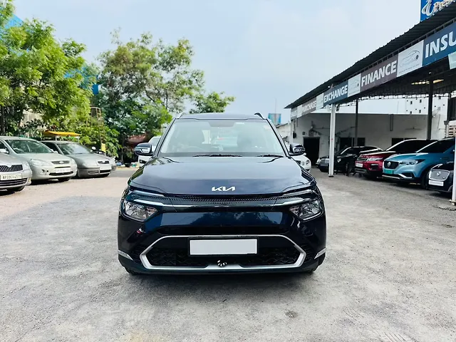 Used 2023 Kia Carens in Hyderabad