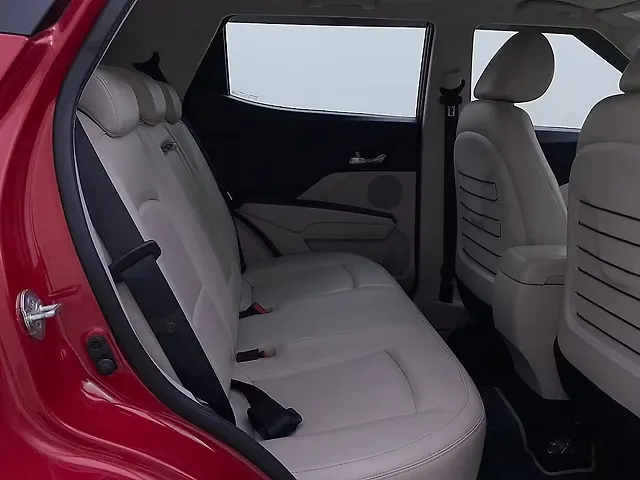 Used Mahindra XUV300 [2019-2024] W8 (O) 1.2 Petrol [2019] in Bangalore