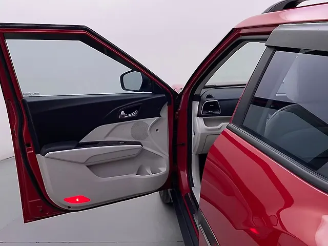 Used Mahindra XUV300 [2019-2024] W8 (O) 1.2 Petrol [2019] in Bangalore