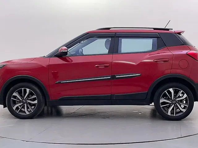 Used Mahindra XUV300 [2019-2024] W8 (O) 1.2 Petrol [2019] in Bangalore