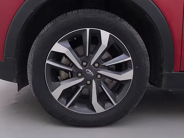 Used Mahindra XUV300 [2019-2024] W8 (O) 1.2 Petrol [2019] in Bangalore