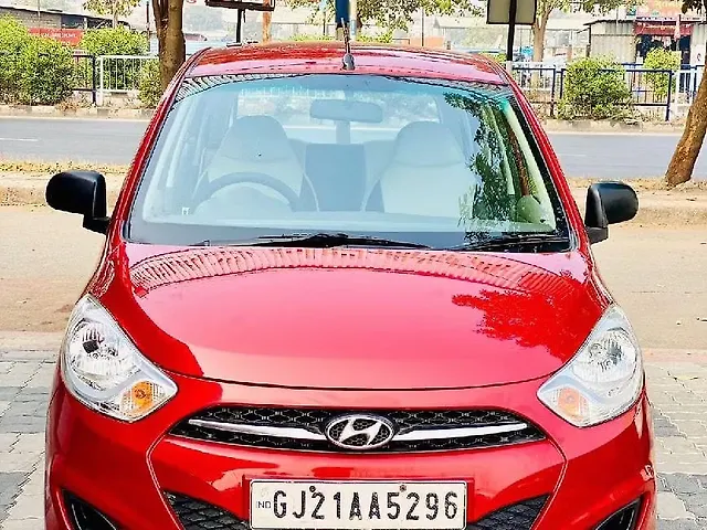 Used 2012 Hyundai i10 in Vapi