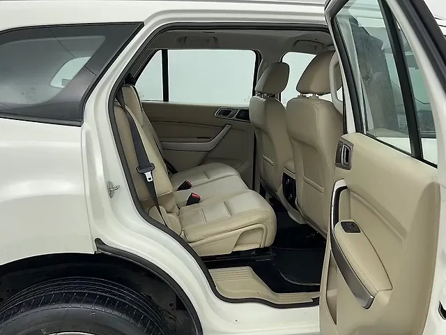 Used Ford Endeavour Titanium 2.2 4x2 MT in Bangalore