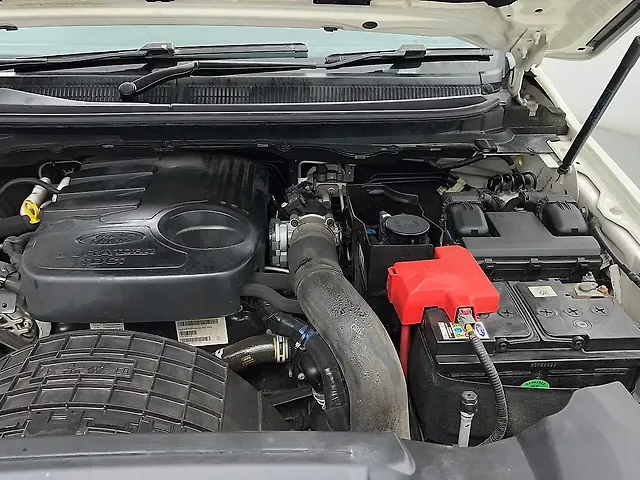 Used Ford Endeavour Titanium 2.2 4x2 MT in Bangalore