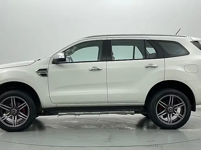 Used Ford Endeavour Titanium 2.2 4x2 MT in Bangalore