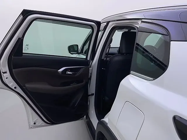 Used Toyota Urban Cruiser Hyryder V Hybrid [2022-2023] in Bangalore