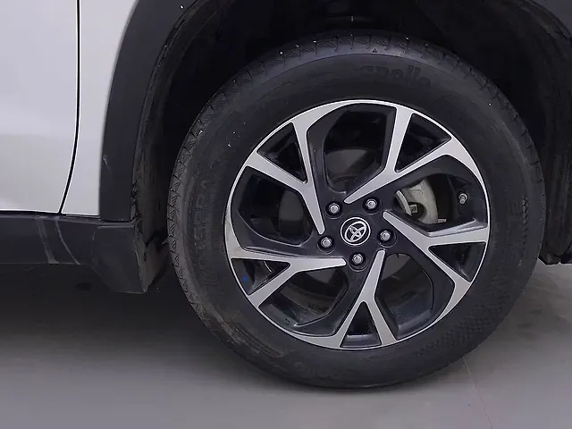 Used Toyota Urban Cruiser Hyryder V Hybrid [2022-2023] in Bangalore