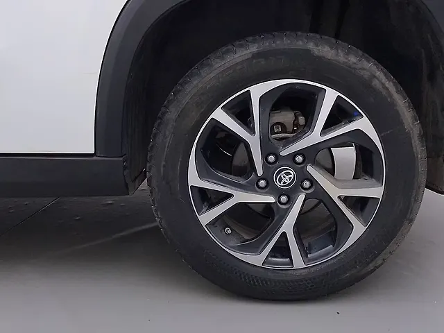Used Toyota Urban Cruiser Hyryder V Hybrid [2022-2023] in Bangalore