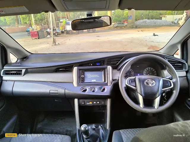 Used Toyota Innova Crysta [2016-2020] 2.4 G 8 STR [2016-2017] in Kanpur
