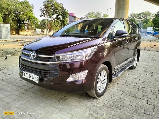 Used Toyota Innova Crysta [2016-2020] 2.4 G 8 STR [2016-2017] in Kanpur