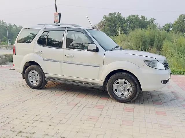 Used Tata Safari Storme 2019 2.2 EX 4X2 in Lucknow