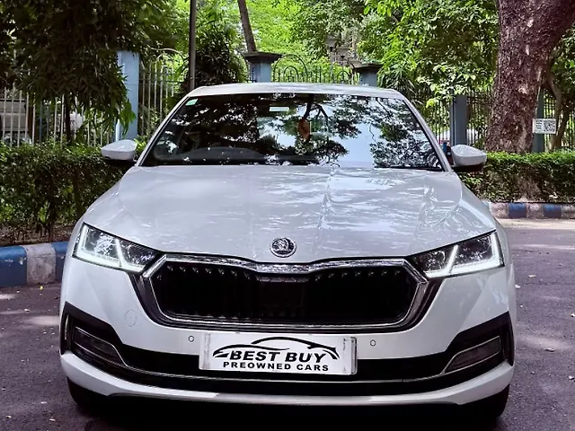 Used 2022 Skoda Octavia in Kolkata