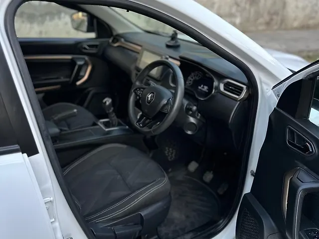 Used Renault Kiger RXT (O) MT [2023-2024] in Delhi