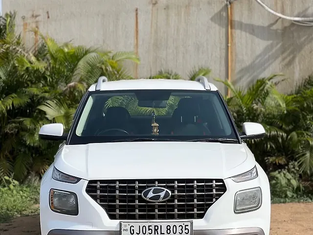Used 2021 Hyundai Venue in Surat