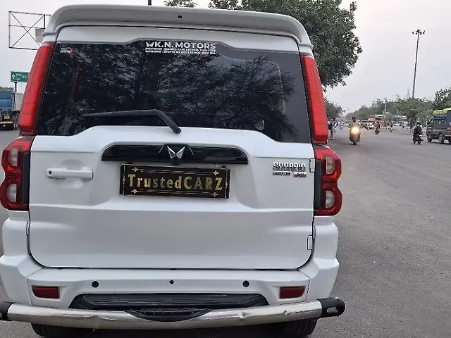 Used Mahindra Scorpio S11 MT 7S CC in Lucknow
