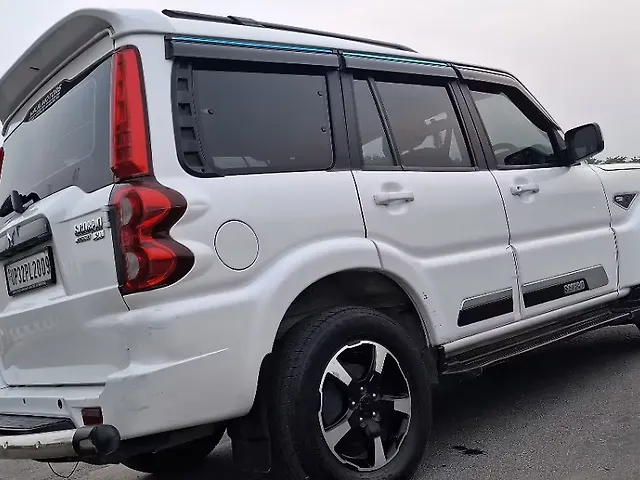 Used Mahindra Scorpio S11 MT 7S CC in Lucknow