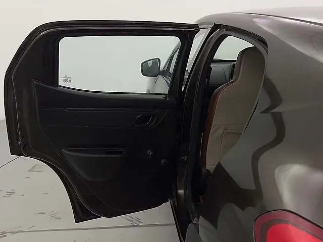 Used Renault Kwid [2022-2023] RXT 1.0 in Delhi