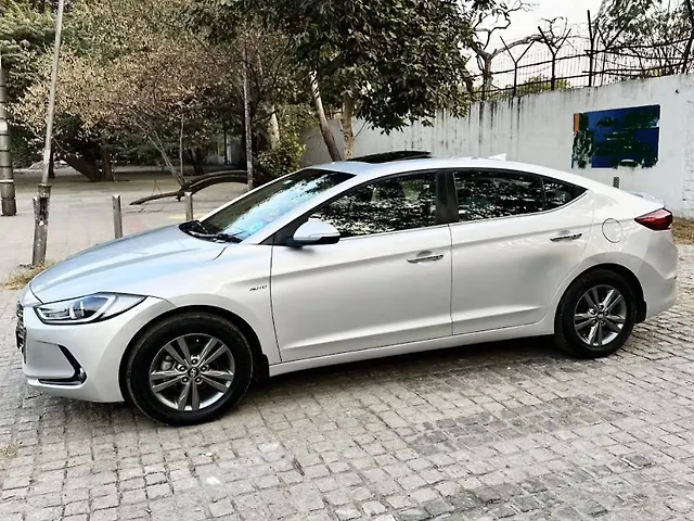 Used Hyundai Elantra SX (O) 2.0 AT in Delhi