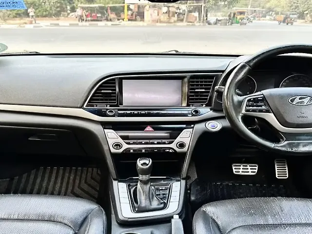 Used Hyundai Elantra SX (O) 2.0 AT in Delhi