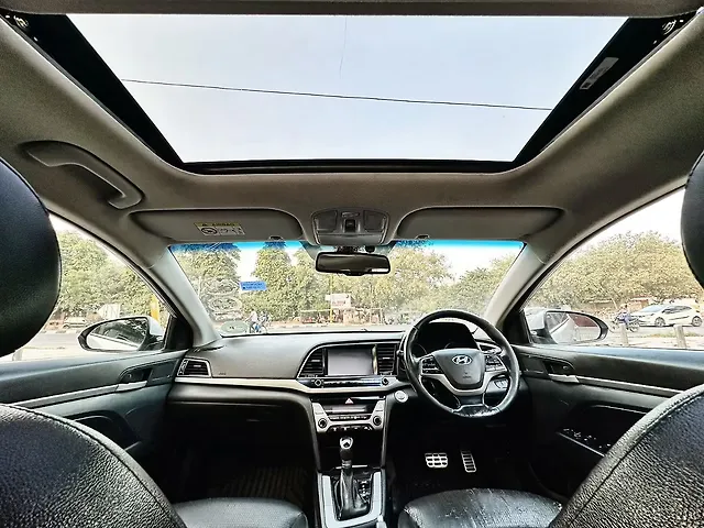 Used Hyundai Elantra SX (O) 2.0 AT in Delhi