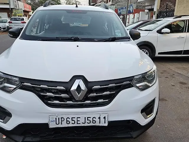 Used 2022 Renault Triber in Kanpur