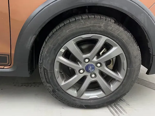 Used Ford Freestyle Titanium Plus 1.5 TDCi [2018-2020] in Hyderabad