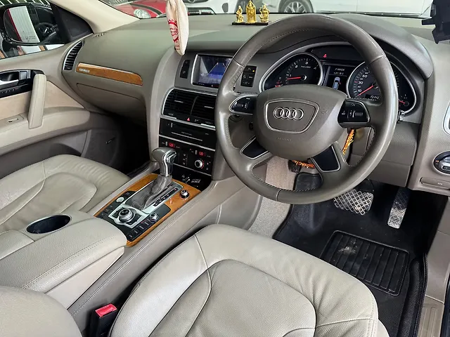 Used Audi Q7 [2010 - 2015] 35 TDI Technology Pack + Sunroof in Hyderabad