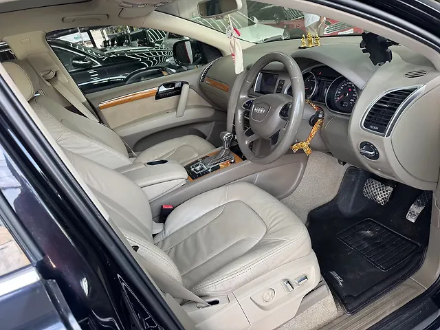 Used Audi Q7 [2010 - 2015] 35 TDI Technology Pack + Sunroof in Hyderabad