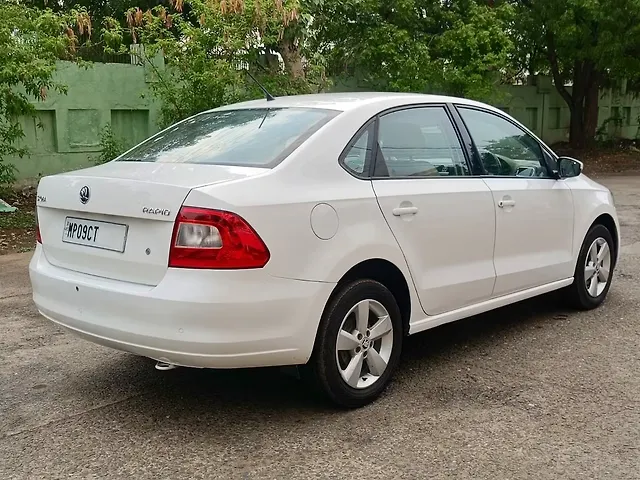 Used Skoda Rapid [2014-2015] 1.5 TDI CR Elegance Plus AT in Indore