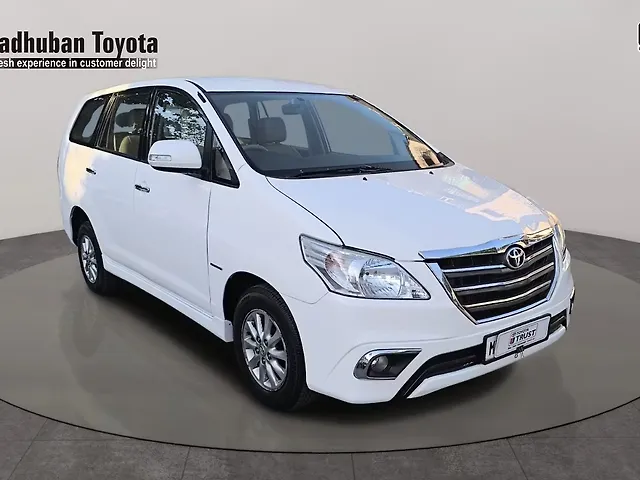 Used 2014 Toyota Innova in Mumbai