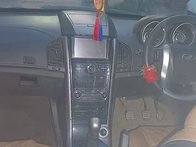 Used Mahindra XUV500 W11 in Patna